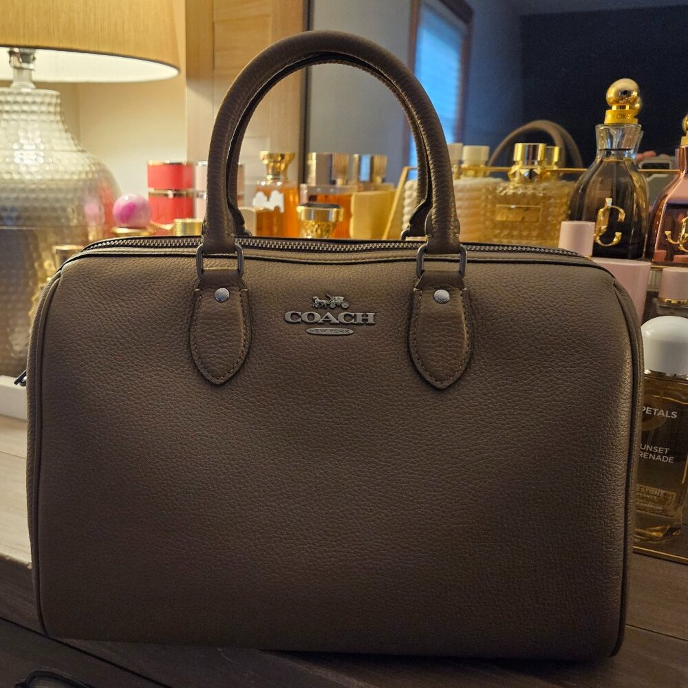 NEW Large Coach Rowan (Stone)